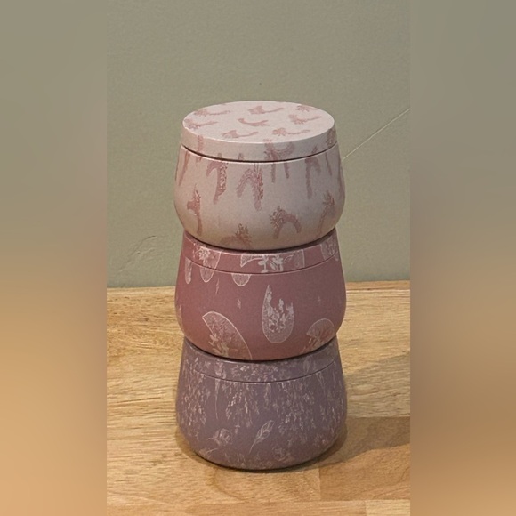 Box set with 3 Sand & Fog Candles in beautiful floral designed tins. NWTS. - Picture 1 of 6